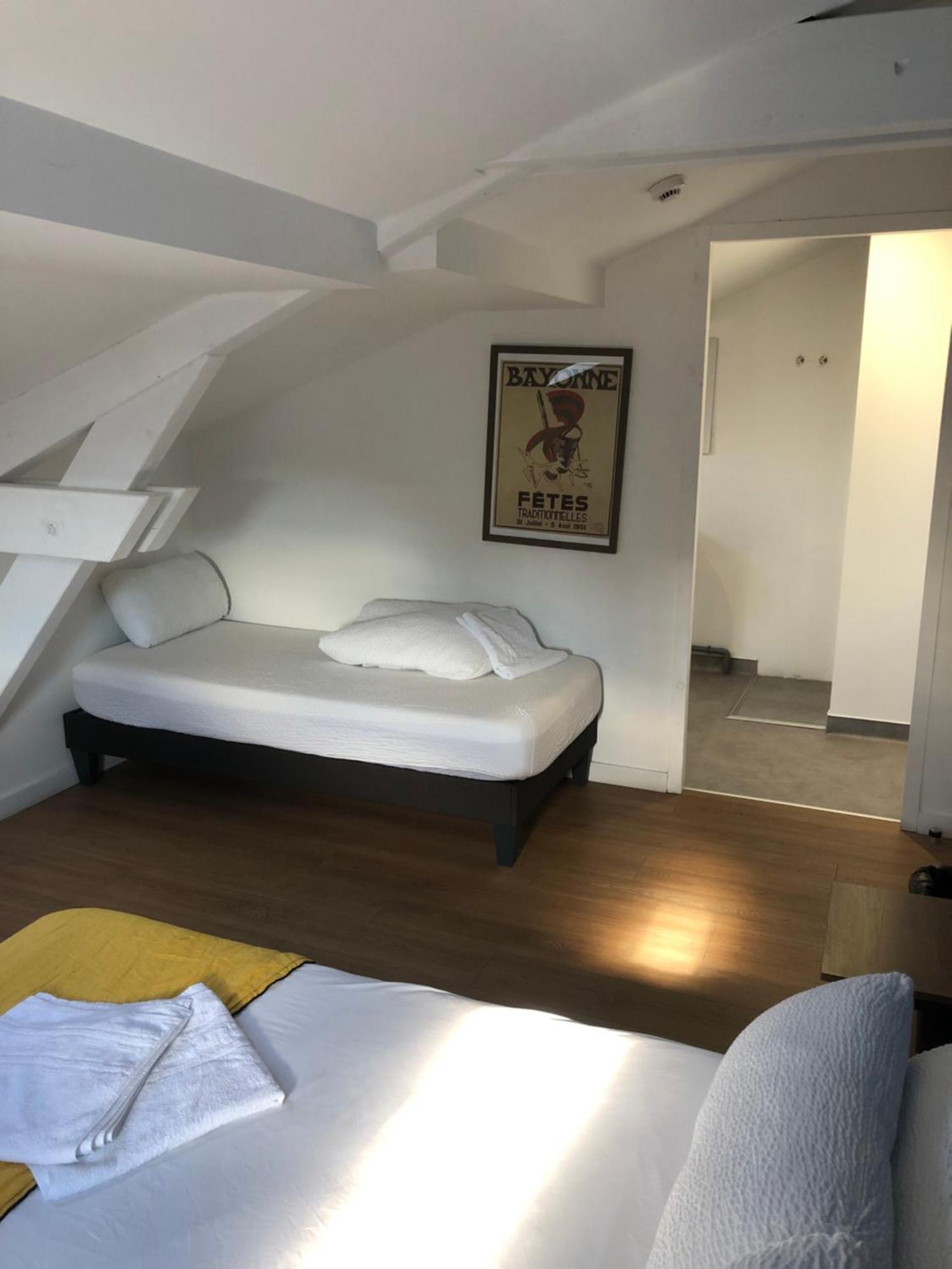 Hostel20 Bayonne Esterno foto